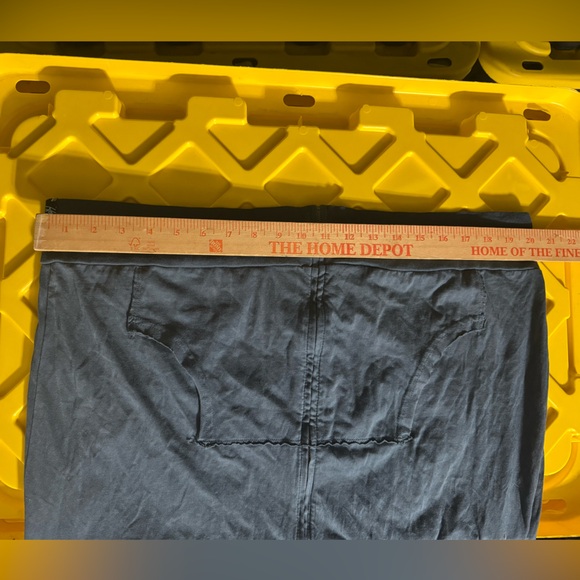 Howe Light Zip Up Hoodie - Picture 4 of 4